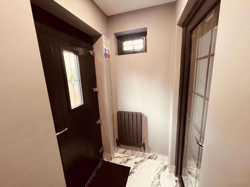 Urban Escape *4 Bedroom House* With Free Parking Birmingham Zewnętrze zdjęcie