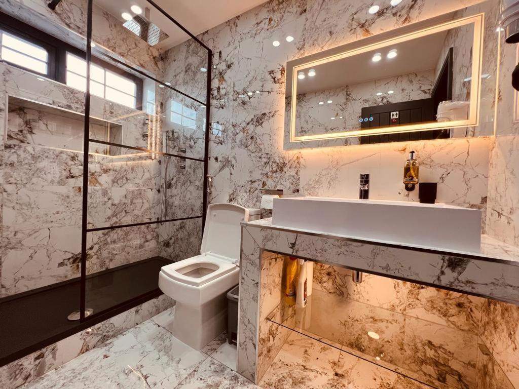 Urban Escape *4 Bedroom House* With Free Parking Birmingham Zewnętrze zdjęcie
